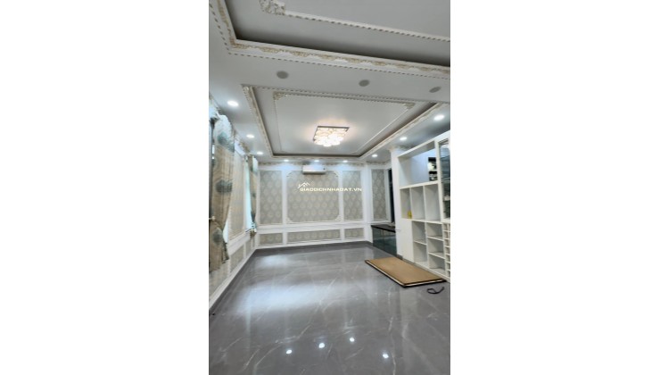 Bán Nhà MẶT TIỀN Nguyễn Ảnh Thủ Q.12: 280m2, 8m Mặt Tiền, 4 Tầng, Sổ Hồng - Giá 27 Tỷ